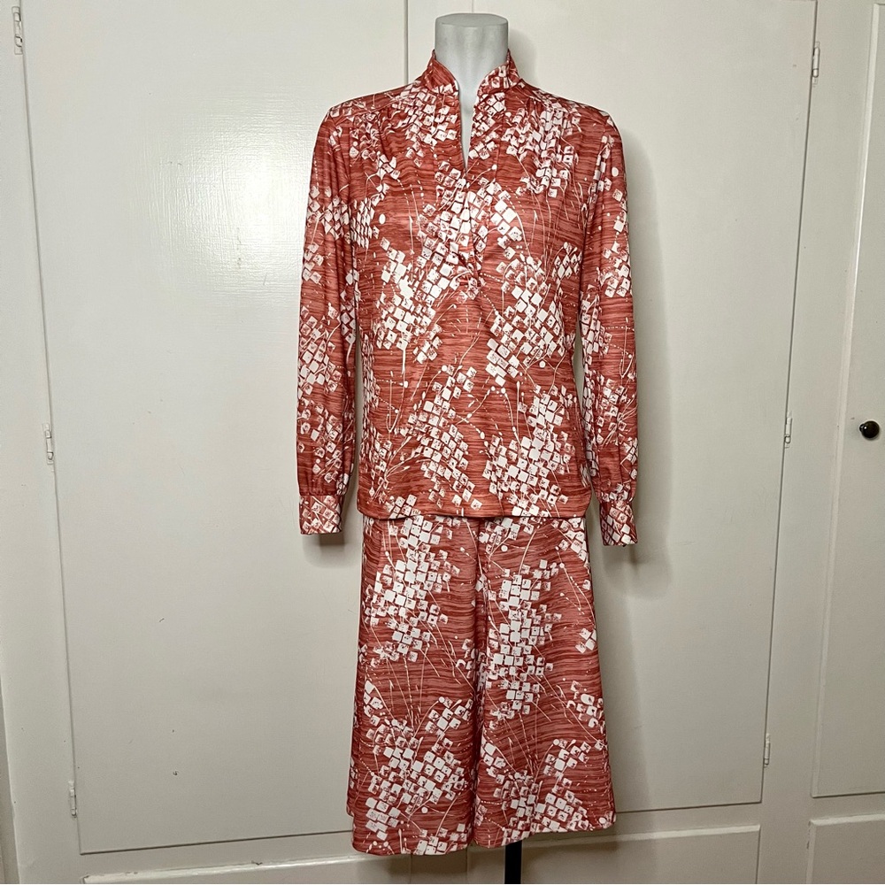 Vintage 70s Liz Robert’s Tunic and Skirt Polyester Printed Set